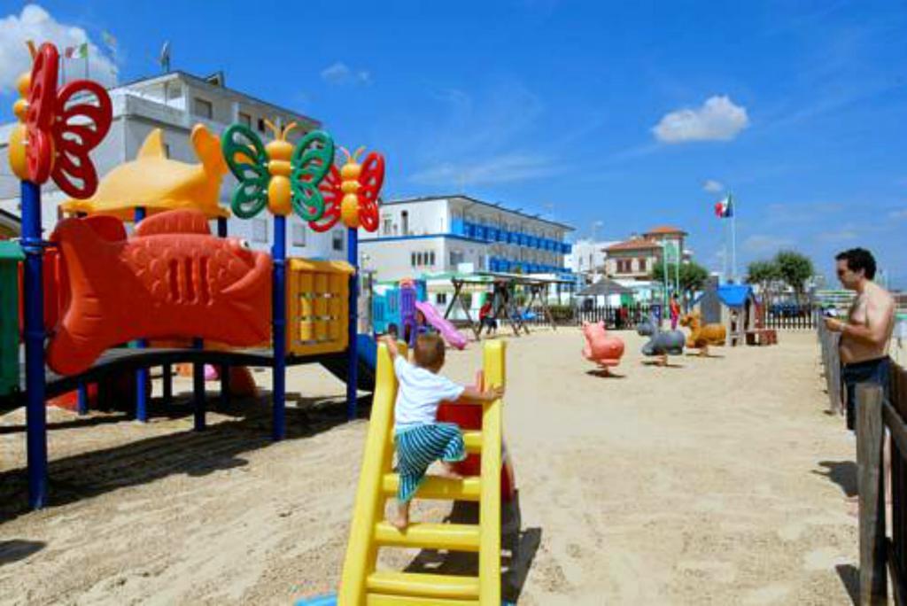 Albergo Aquila Ρίμινι Εξωτερικό φωτογραφία