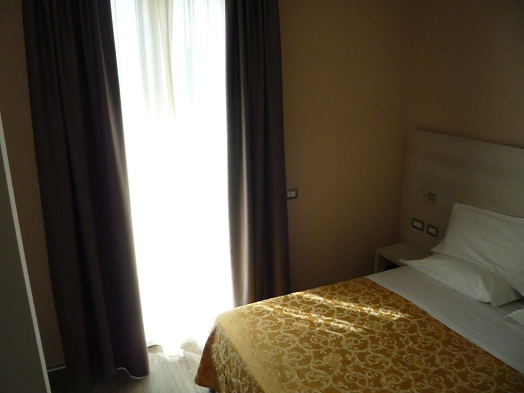 Albergo Aquila Ρίμινι Εξωτερικό φωτογραφία